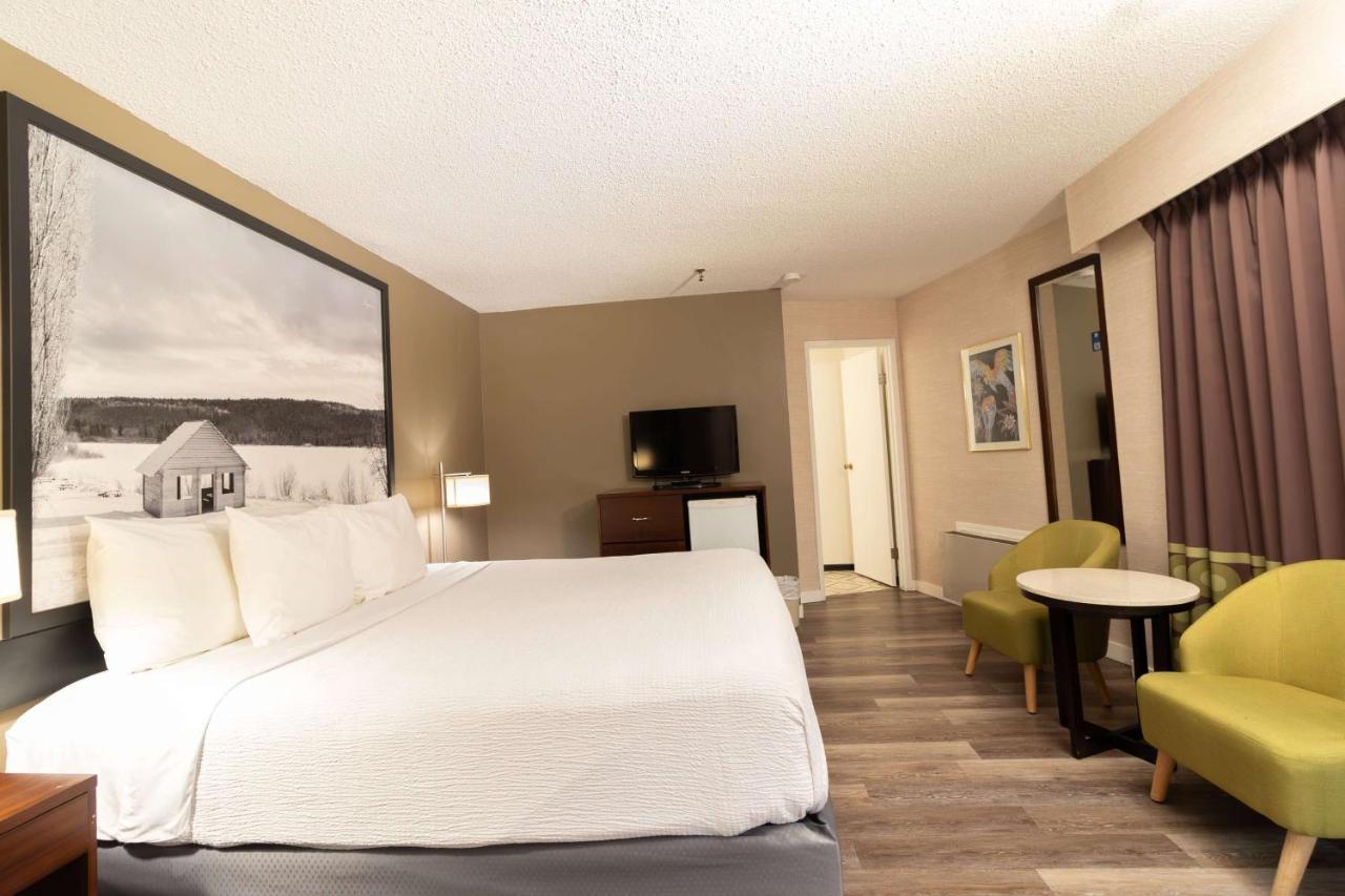 Super 8 By Wyndham George 4*